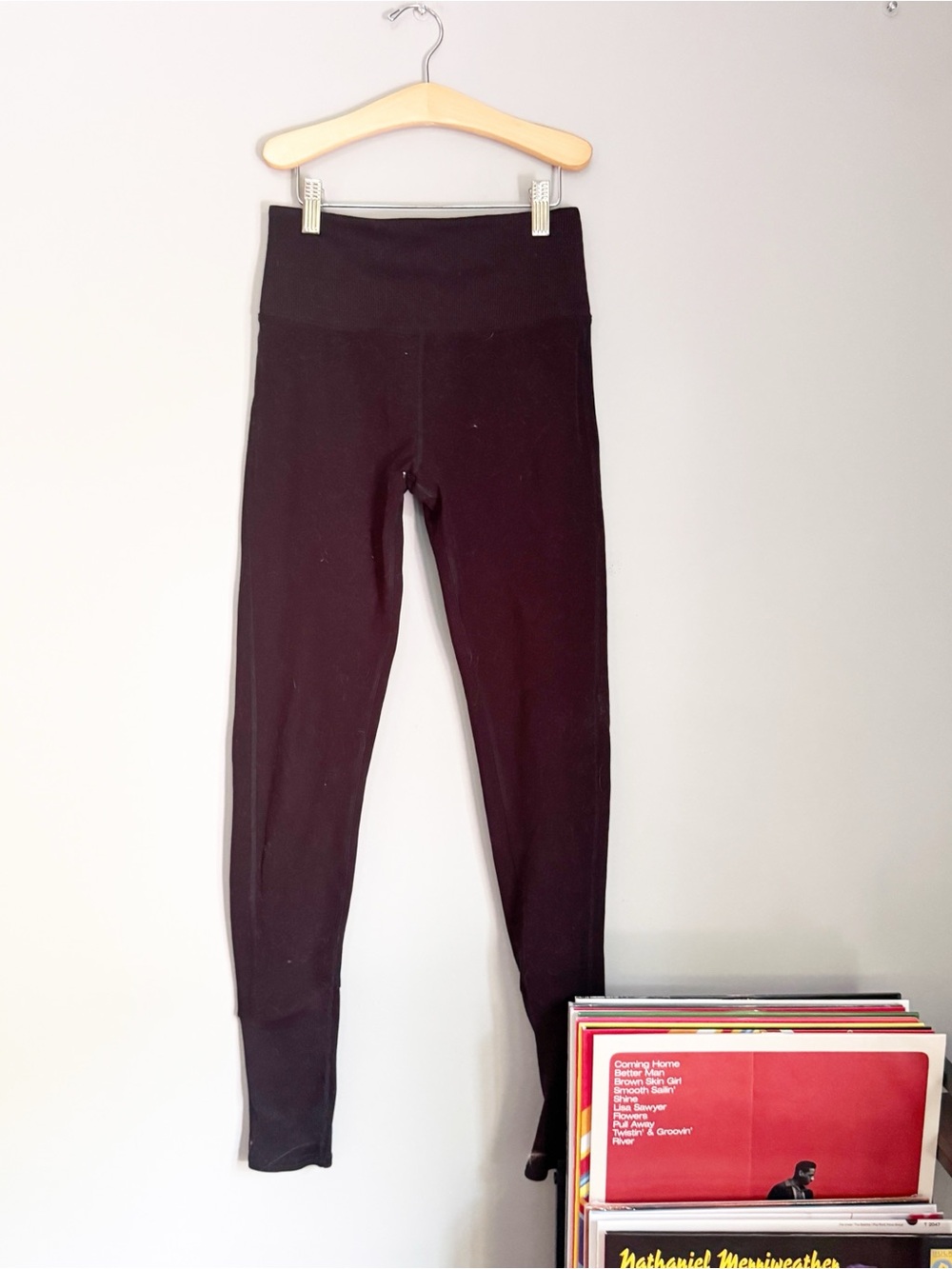 ALO Yoga High-Waist Black Leggings